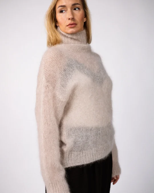 Светр в’язаний Breeze